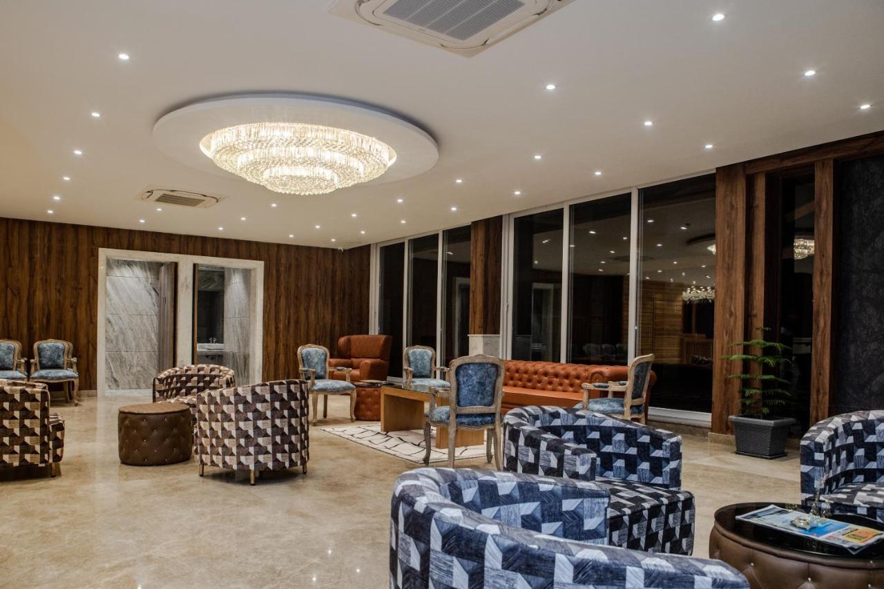 Palchan Hotel & Spa - A Member Of Radisson Individuals Retreats Manāli Buitenkant foto