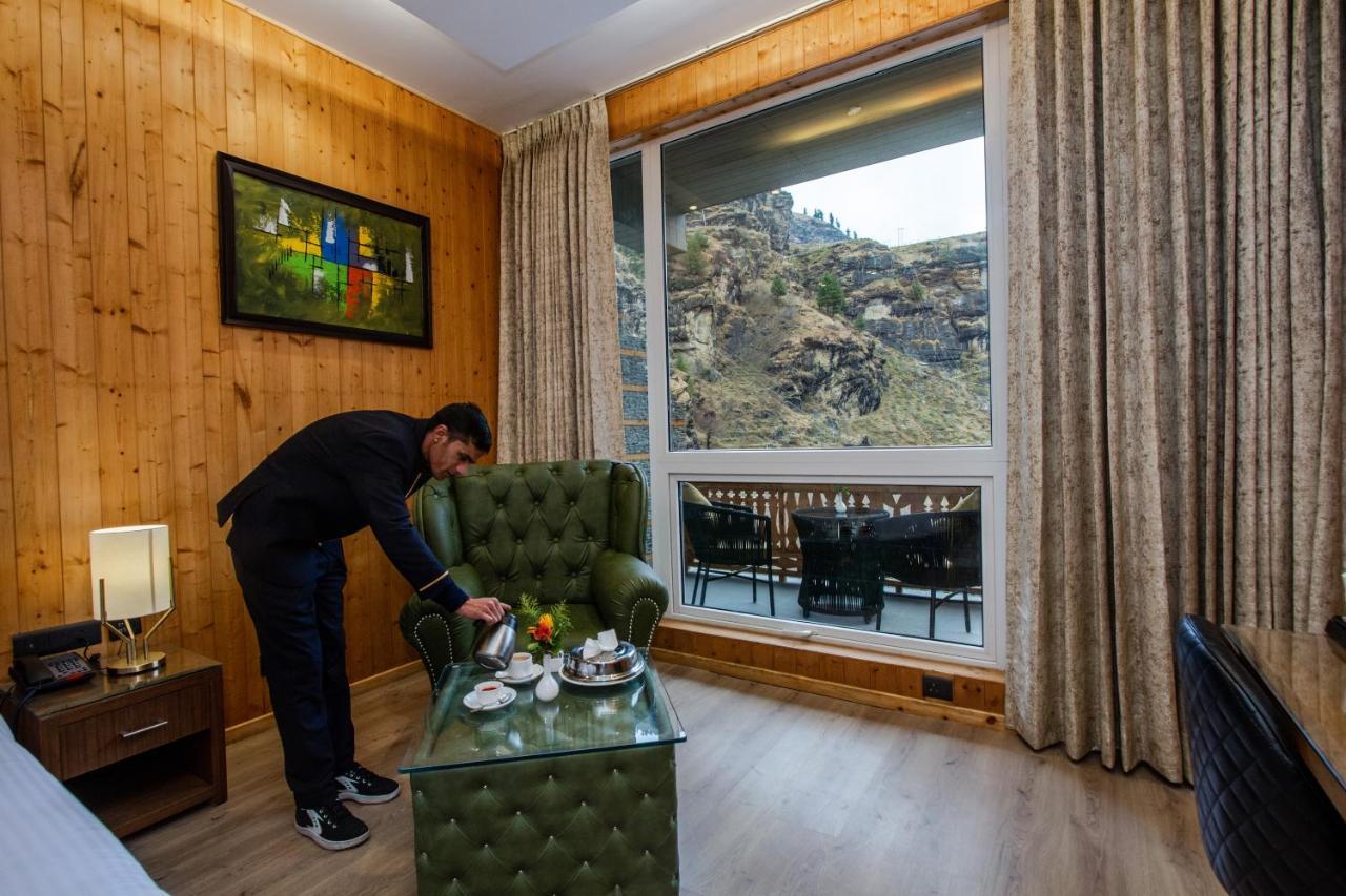 Palchan Hotel & Spa - A Member Of Radisson Individuals Retreats Manāli Buitenkant foto