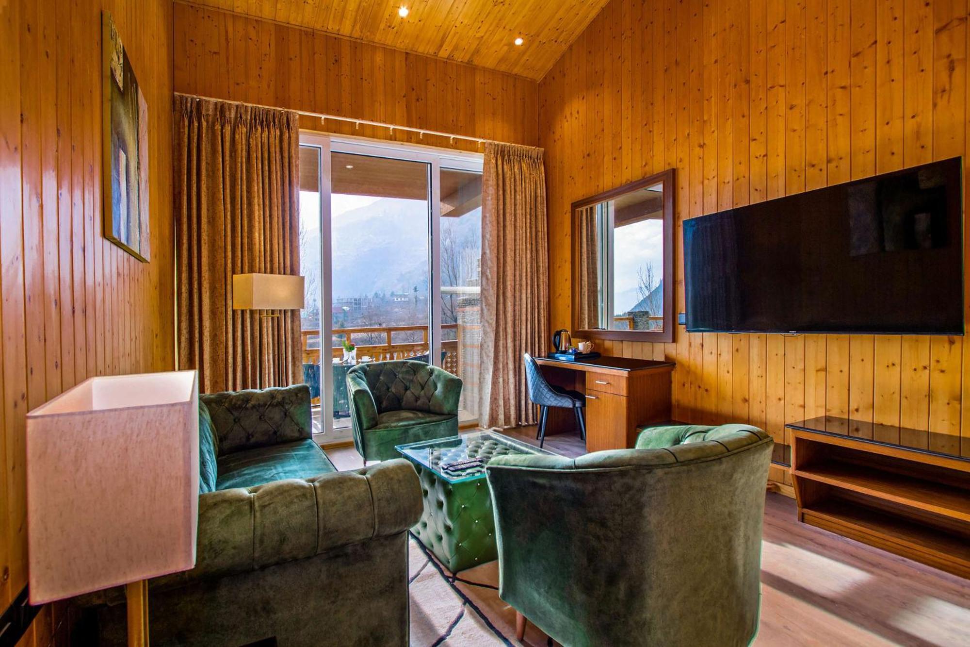 Palchan Hotel & Spa - A Member Of Radisson Individuals Retreats Manāli Buitenkant foto