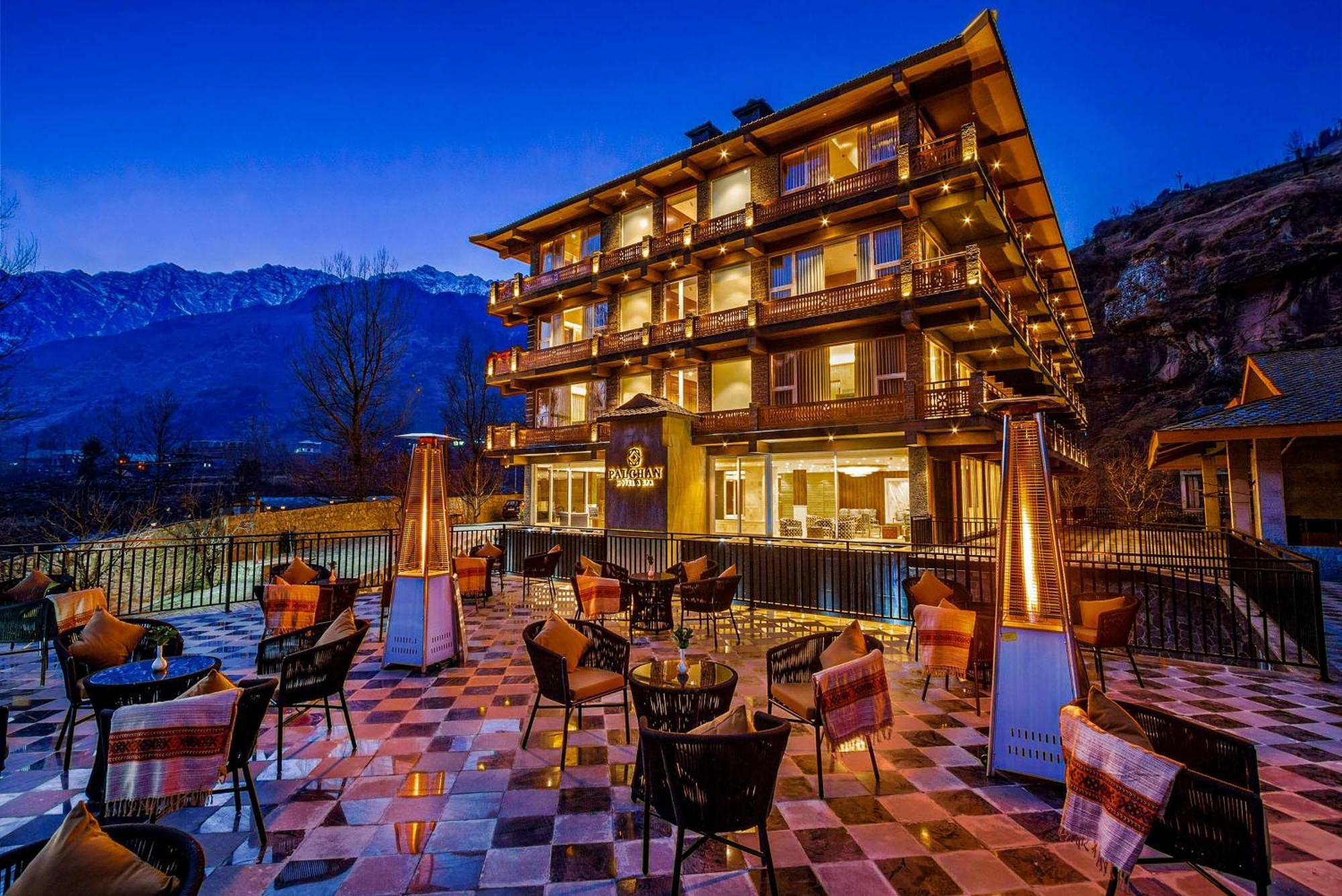 Palchan Hotel & Spa - A Member Of Radisson Individuals Retreats Manāli Buitenkant foto