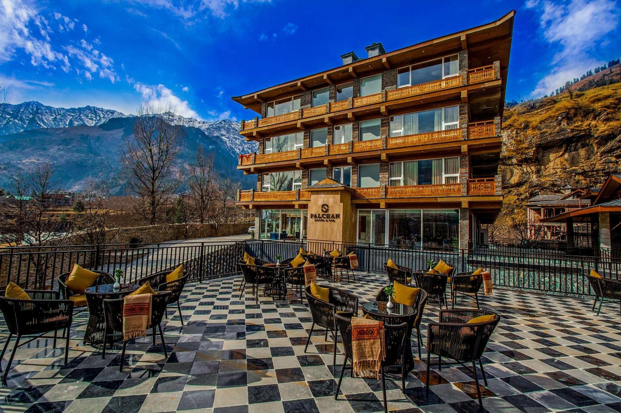 Palchan Hotel & Spa - A Member Of Radisson Individuals Retreats Manāli Buitenkant foto