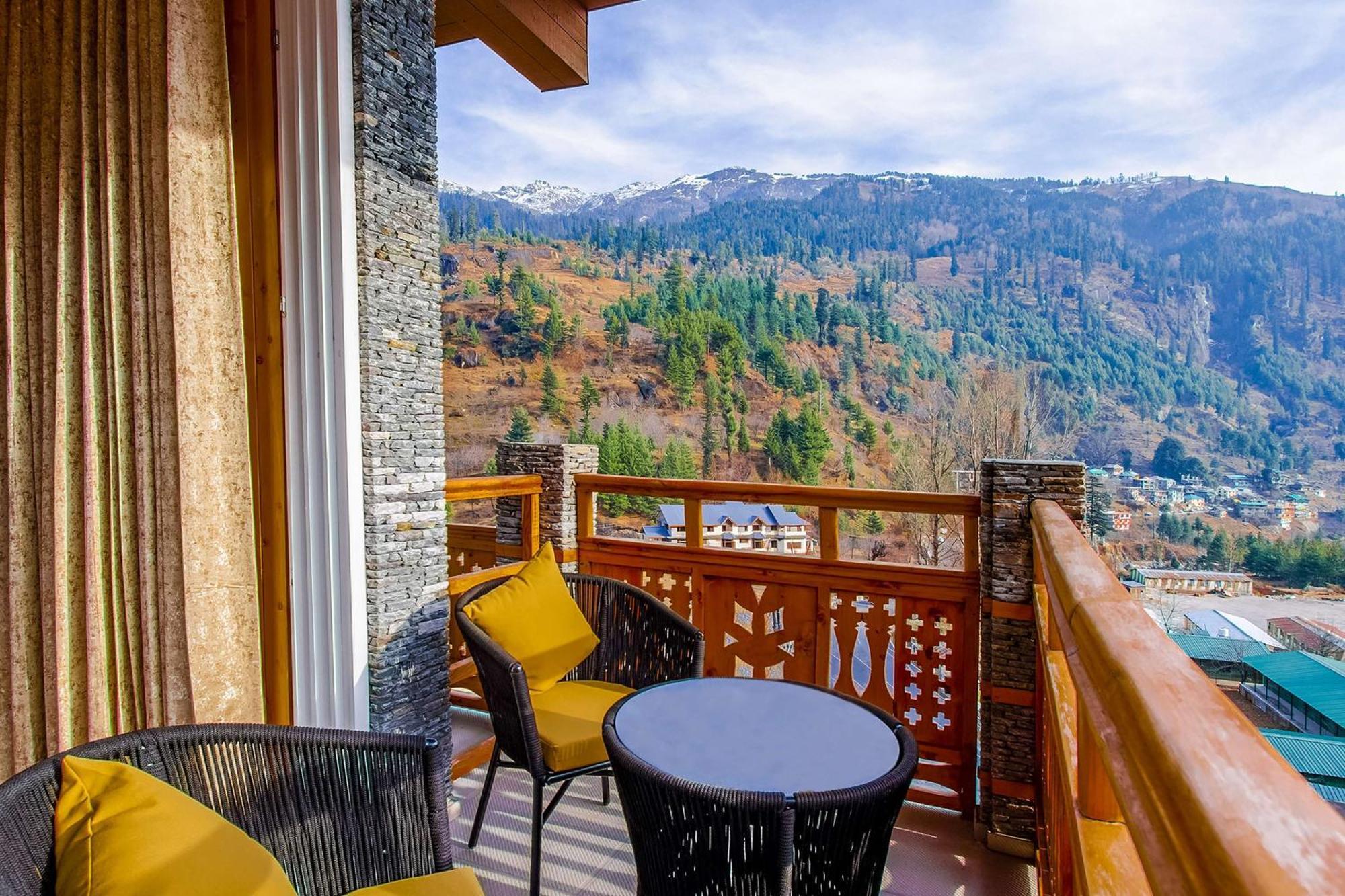 Palchan Hotel & Spa - A Member Of Radisson Individuals Retreats Manāli Buitenkant foto