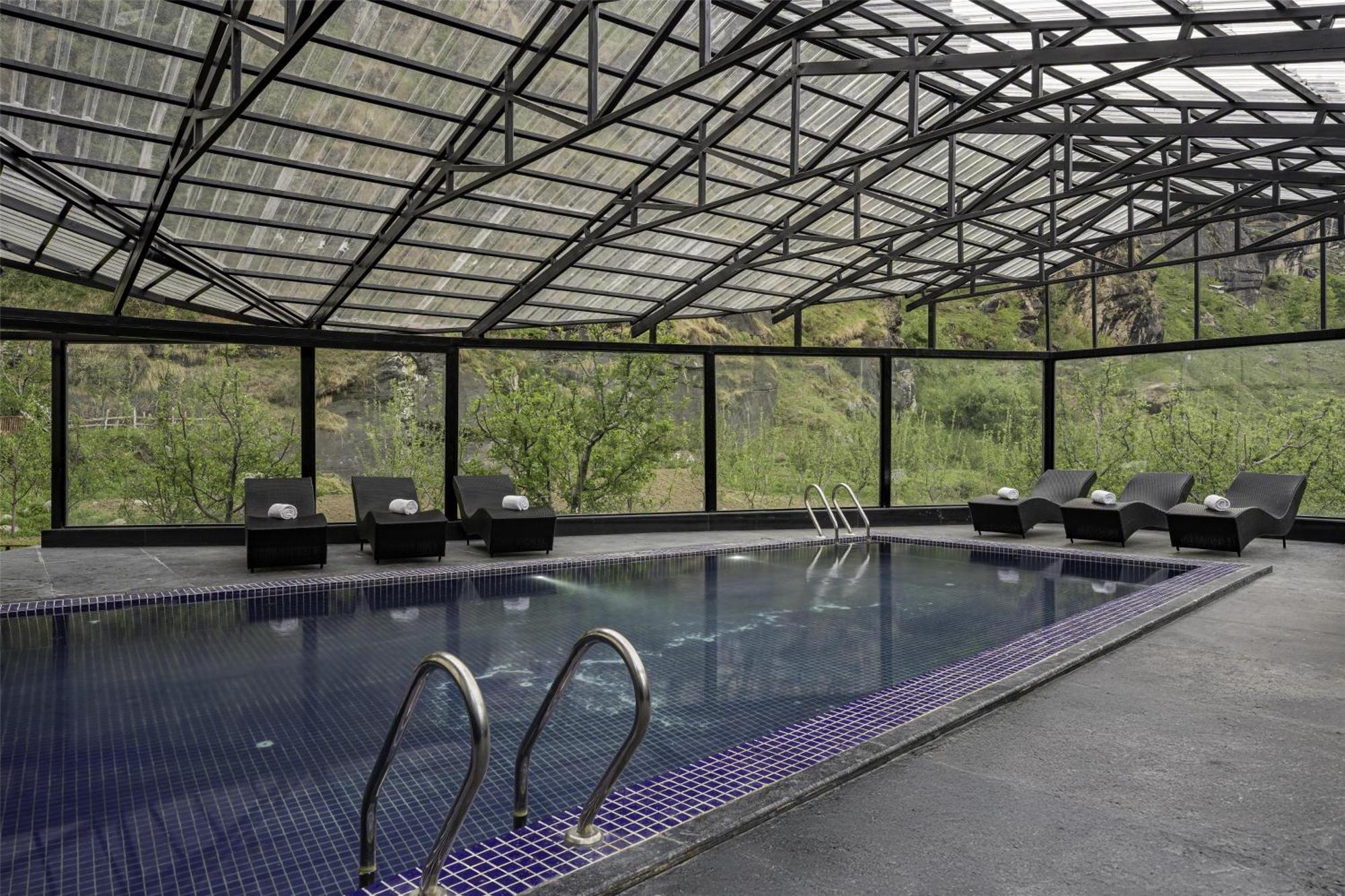 Palchan Hotel & Spa - A Member Of Radisson Individuals Retreats Manāli Buitenkant foto